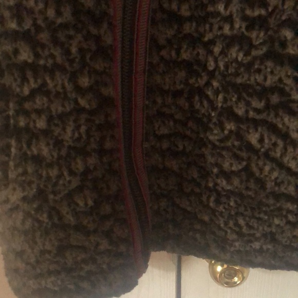 Woman’s fall cozy zip up Sherpa vest - Picture 6 of 11